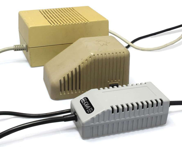 C64/VIC-20-strømforsyning med OLED-skærm